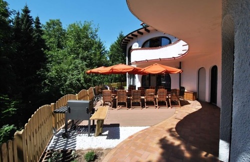 Sachsenhausen Villa | House with swimming pool, family-friendly, spa