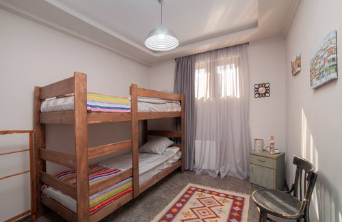 Sololaki Bed & Breakfast | House with Terrace and Wine cellar