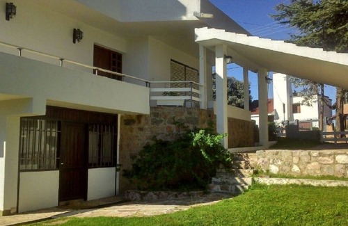 Villa Carlos Paz House | HOUSE WITH VIEW TO THE LAKE IN CARLOS PAZ