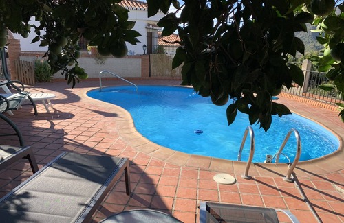 Guajar Faraguit House | House with views and pool in rural area for 10/12 people