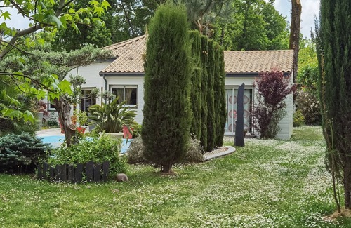 Breuillet Villa | HOUSE WOODEN VILLA MODERN DESIGN BRIGHT UPSCALE 6 KMS SEA