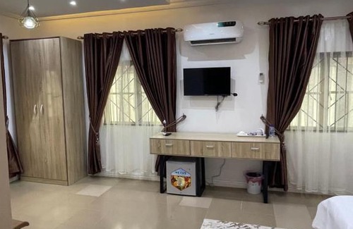 Somolu Apartment | House10 - The Place
