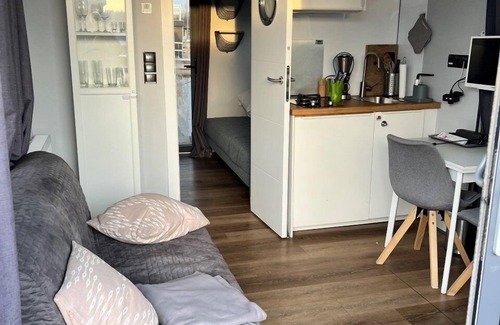Braunsbedra Apartment | Houseboat for 4 guests with 18m² in Braunsbedra (249620)