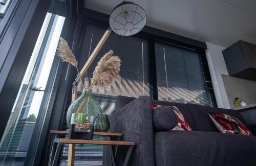 Middelaar Boat Rental | Houseboat Mookerplas with Sauna & Lake View