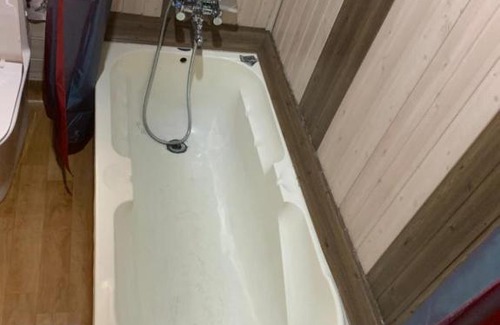 Nagin Bagh Hotel | Houseboat Mughal Suit