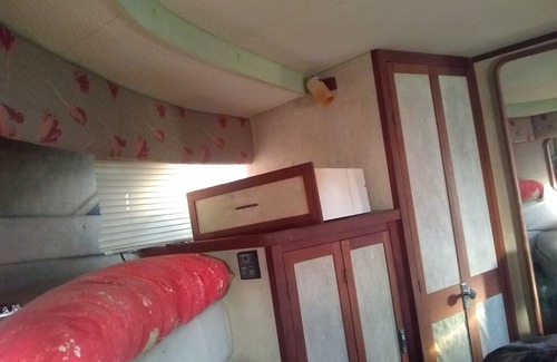 Galveston Boat Rental | HouseBoat Trawler 36 Mariner Carver