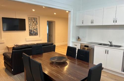Goulburn House | Houses in Goulburn
