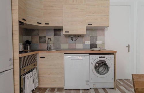 Alameda de Osuna Apartment | Housing Alvarez II by Sharing Co