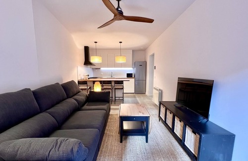 Old Town Apartment | Housing León-Palacio de Don Ramiro Luxe Apartment
