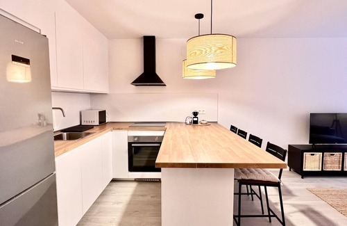 Old Town Apartment | Housing León-Palacio de Don Ramiro Luxe Apartment