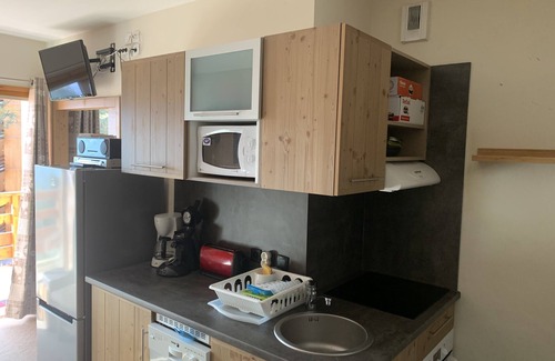 Risoul Apartment | Housing with breathtaking views of the valley close to shops and slopes