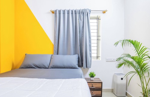 Nagavara Hotel | Housr Garrett Hebbal Near Manyata Tech Park