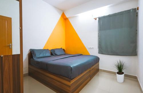 Nagavara Hotel | Housr Garrett Hebbal Near Manyata Tech Park