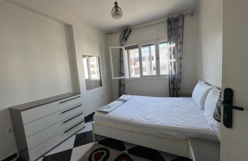 Diour Jamaa Apartment | Housse F2 famille
