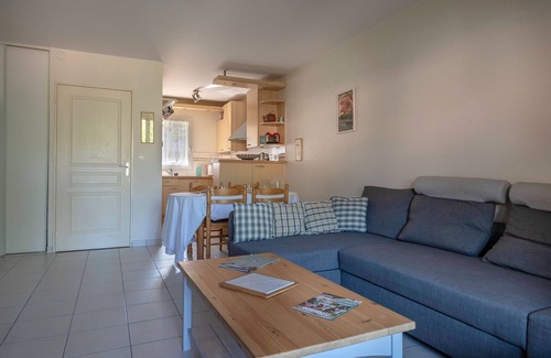 Saint-Brevin-les-Pins Ski Chalet | Housse for 4, 500m at the beach