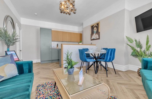 Hove Apartment | Hove Alone 4 | By My Getaways