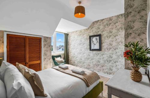 Southwick Apartment | Hove Sunrise By My Getaways