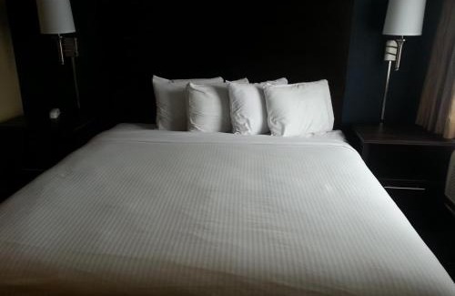 Odessa Hotel | Howard Johnson by Wyndham Odessa TX