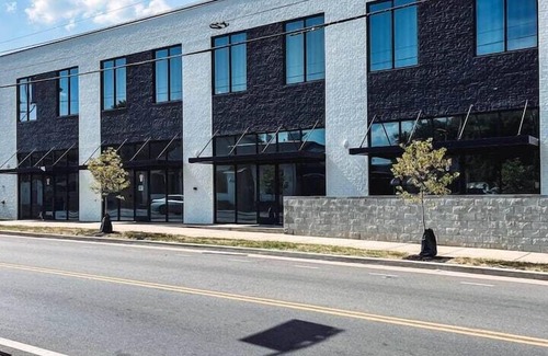 North Nashville Apartment | Howdy Y'all: Minutes To Broadway & Bars
