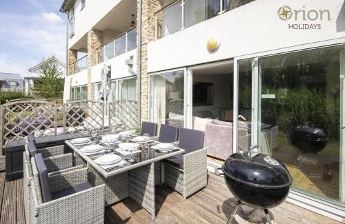 Cirencester House | Howells Mere 47, Robin Lodge