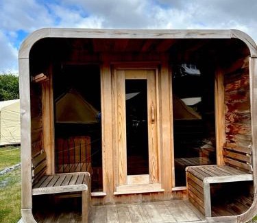 Seward House | Howling Wolf Resort