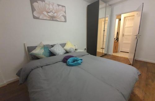 Haggerston House | Hoxton Rooms E2