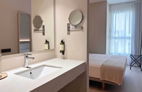 Quatre Carreres Hotel | HQ Arena Hotel