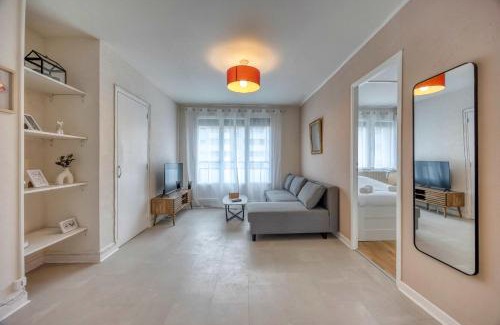 Saint-Martin-d'Heres Apartment | #HQ Les Zenith Colors Spacious T4 at SMH