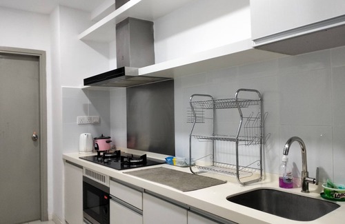 Downtown Kota Kinabalu Apartment | HS Safe & Calm at Sutera Avenue Near Gleaneagle (5 Beds)