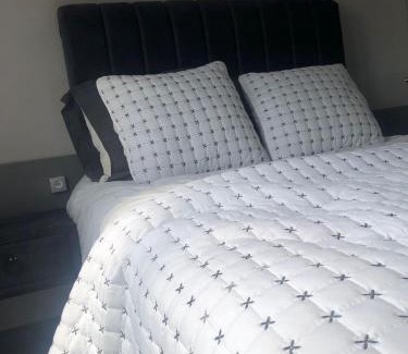 Meaux Bed & Breakfast | HSH France Chambre City 5 Proche de Disney