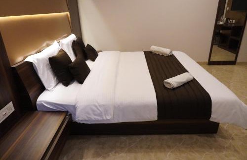 Chittoor Hotel | HSM Grand Inn, Chittoor