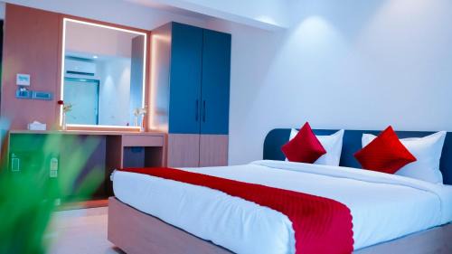 Andheri West Hotel | Hsquare Hotel Andheri West