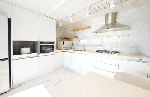 Yongsan-gu House | HTB Tailored Service Home & Garden near Seoul Station