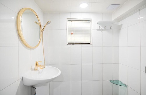 Yeonnam-dong House | Huayuanhouse HQ in hongdae