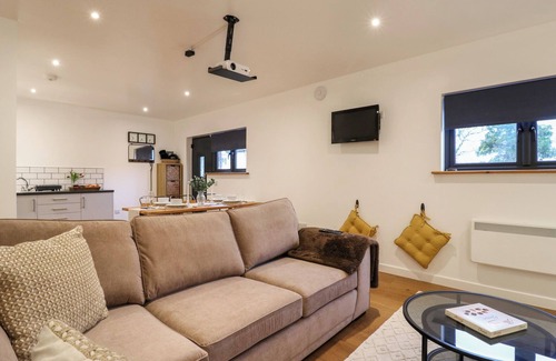 Hastings Cottage | Hub House