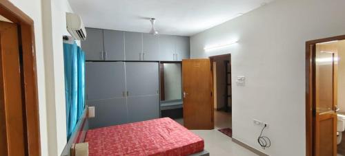 Velachery House | Hudson New York - Posh Villa and center of Velachery