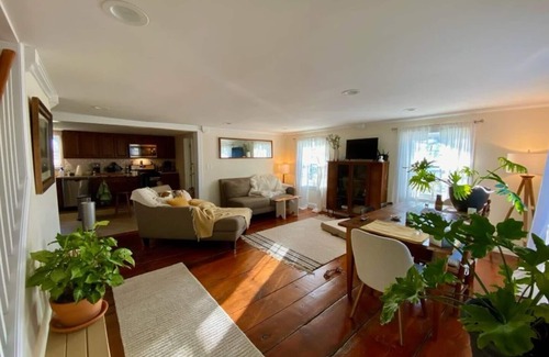 Walden Other | Hudson Valley Charming Cozy Farmhouse