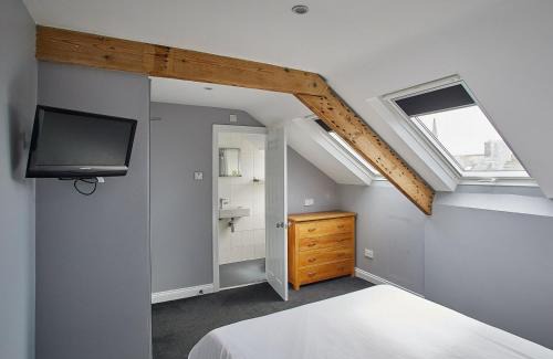 West Cliff House | Hudsons