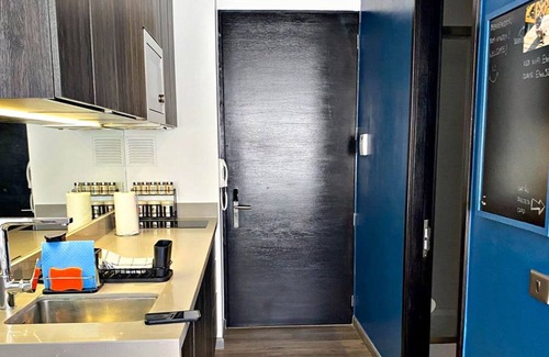 Downtown Santiago Condo | Huerfanos Spot by Andes+