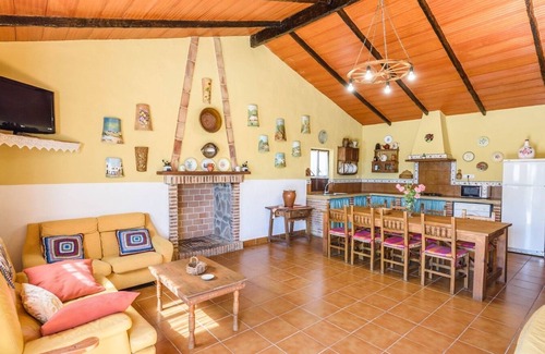 Canete la Real Villa | Huerta La Lapa Cañete la Real by Ruralidays