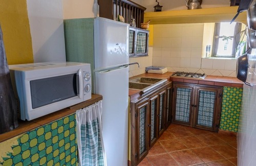 Canete la Real Villa | Huerta Nueva Cuevas del Becerro by Ruralidays