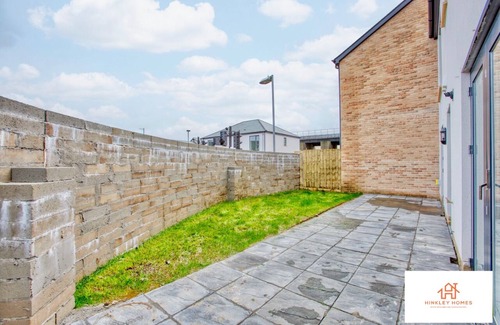 Hayle House | Huge 3Bed in Hayle/Ensuite/Free Wifi and Car Park