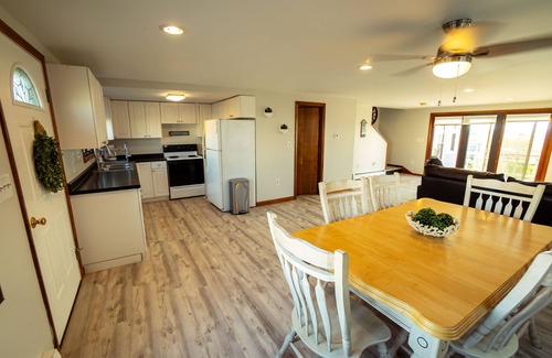 Salisbury Beach House | Huge 3BR, 3Bath, 2000 sqft. short walk to beach