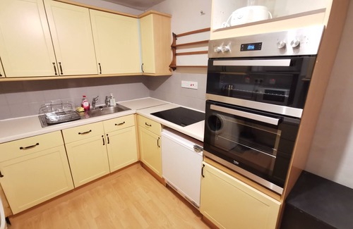Darlington Apartment | Huge 6-Bed Apartment in Darlington Centre