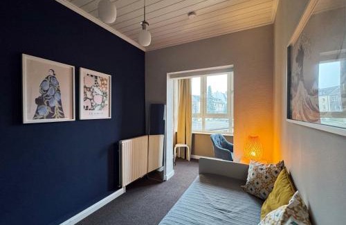 Laar Apartment | Huge apartment with Sauna and free parking