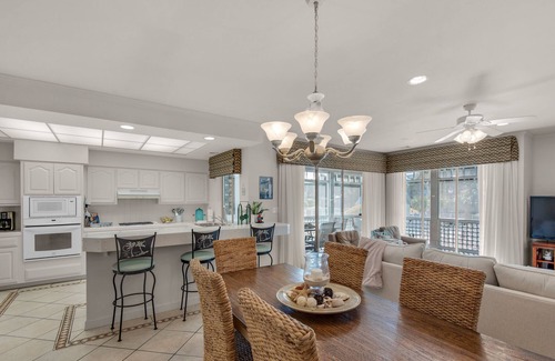 Miramar Beach House | HUGE BEACH VILLA 18! GROUND FLOOR! JUST STEPS TO BEACH!