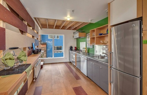 Squire Park House | Huge, Fun Artist's Loft - 5 levels!