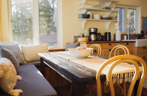 Lummi Island House | HUGE House-Ocean Views-Hot tub!-pet friendly