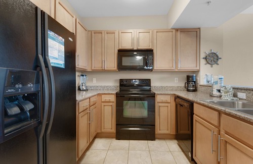 Fort Walton Beach - Destin Condo | 🌊HUGE Lagoon Pool~Balcony~Whirlpool~PlaygroundPalms Resort 2413 Jr 2BR