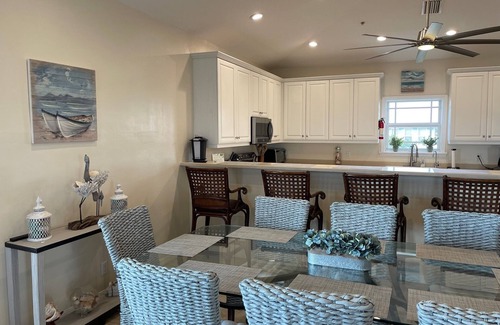 North Captiva House | HUGE LUXE HOUZ/ELEVATOR/PRIVATE POOL&BEACH ACCESS/+ CLUB AMENITIES/PETS/2CARTS!